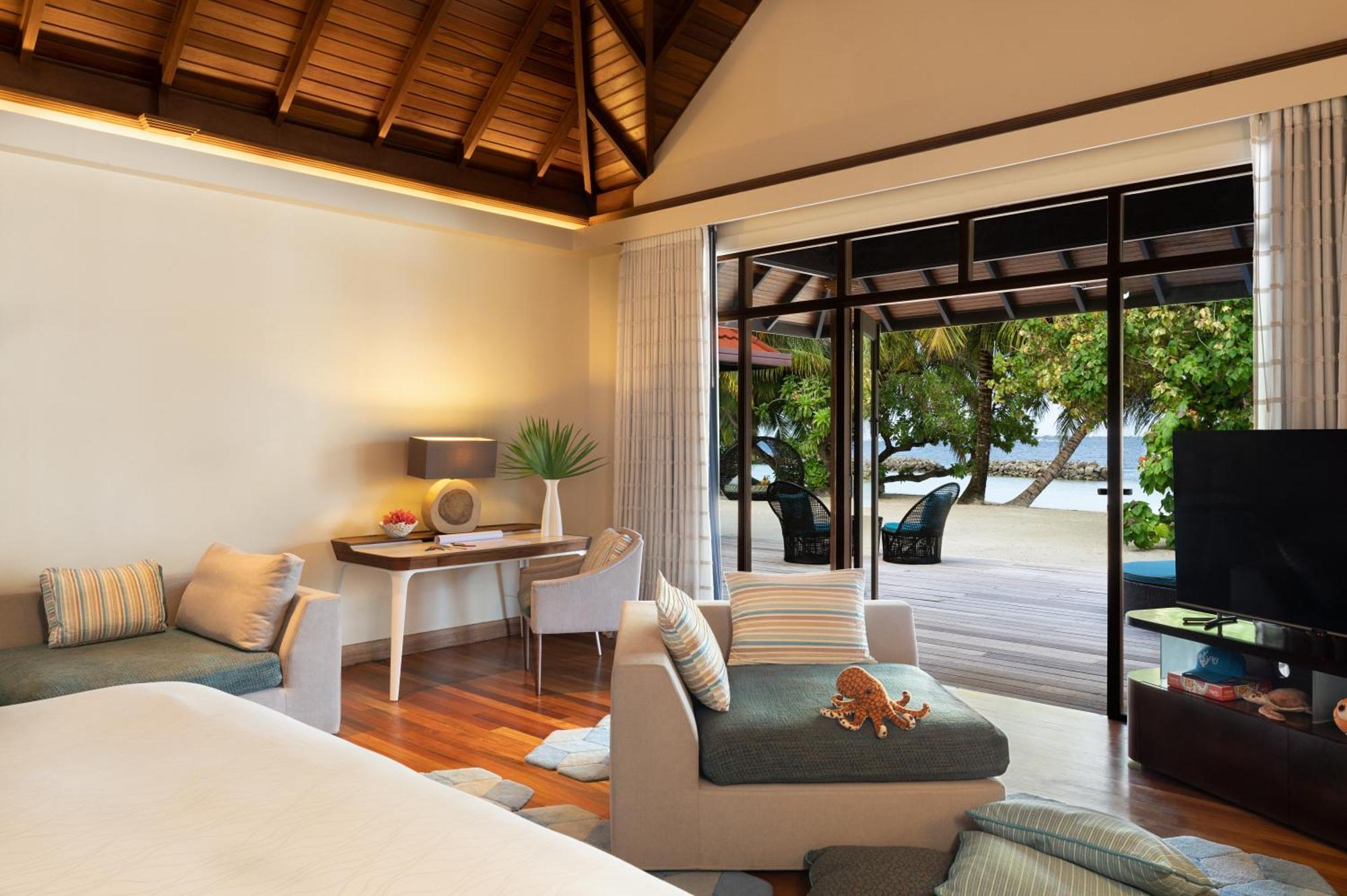 คุรุมบา มัลดีฟส์ Hotel Vihamanaafushi ภายนอก รูปภาพ Beach villa interior