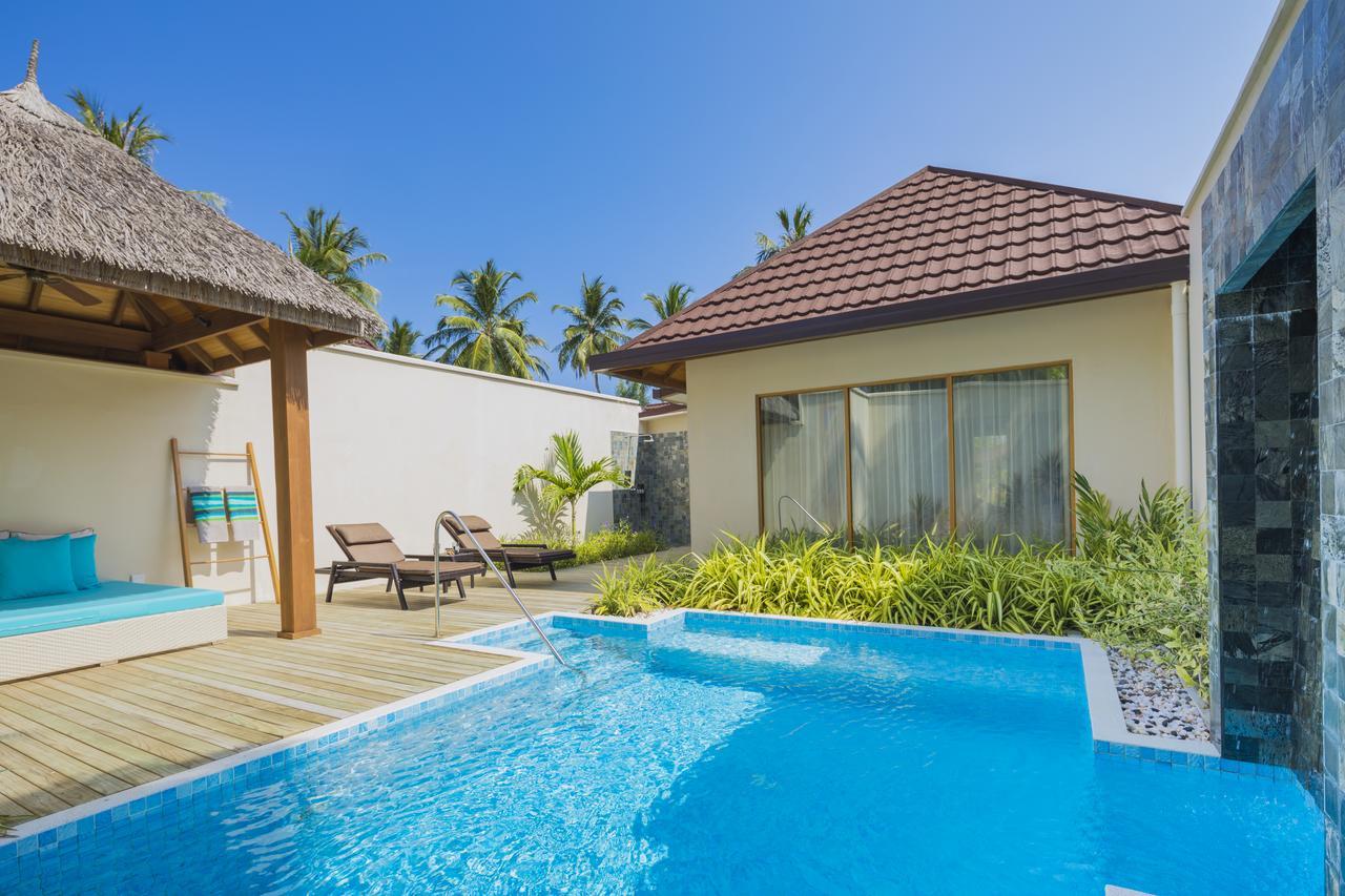คุรุมบา มัลดีฟส์ Hotel Vihamanaafushi ภายนอก รูปภาพ A pool villa at the resort